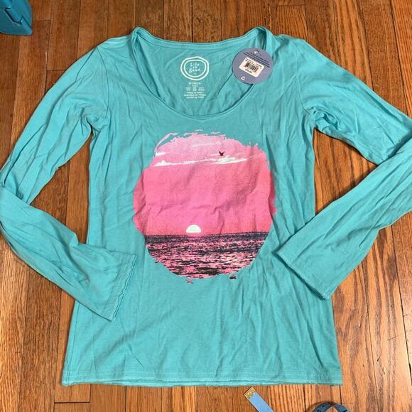 Nwt "Life is Good" Crusher Sunset Yoga Tee xs - Picture 1 of 5
